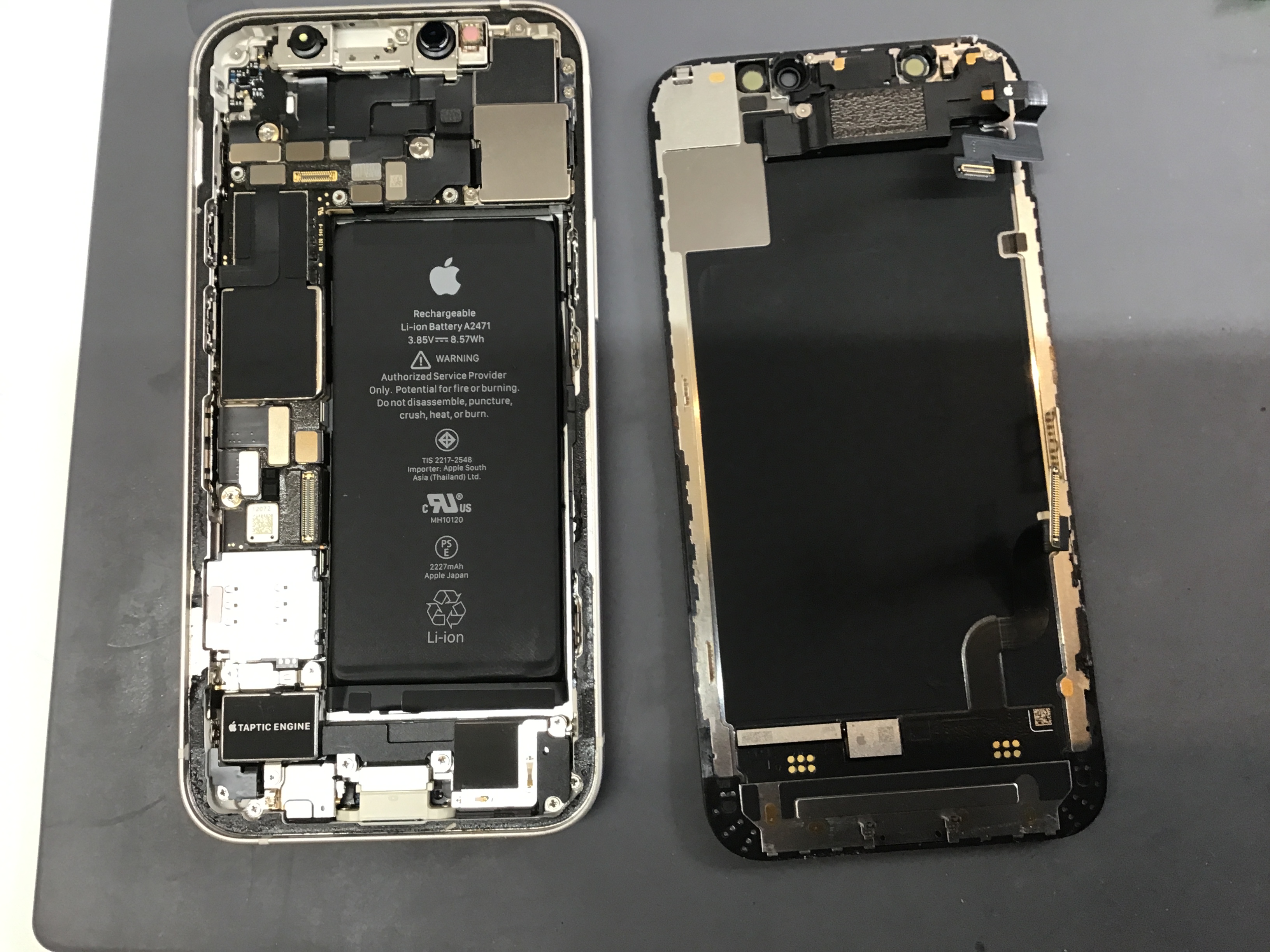 iPhone12miniのバッテリー交換は、データそのまま・即日修理のスマホ修理工房京王聖蹟桜ヶ丘ショッピングセンターB館店へ！